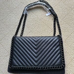 Elegant Black Quilted Chain Shoulder Bag